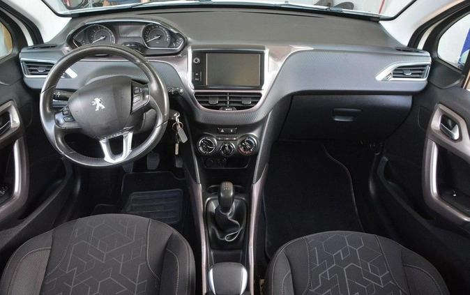 Peugeot 2008 cena 36600 przebieg: 140657, rok produkcji 2015 z Sieniawa małe 352